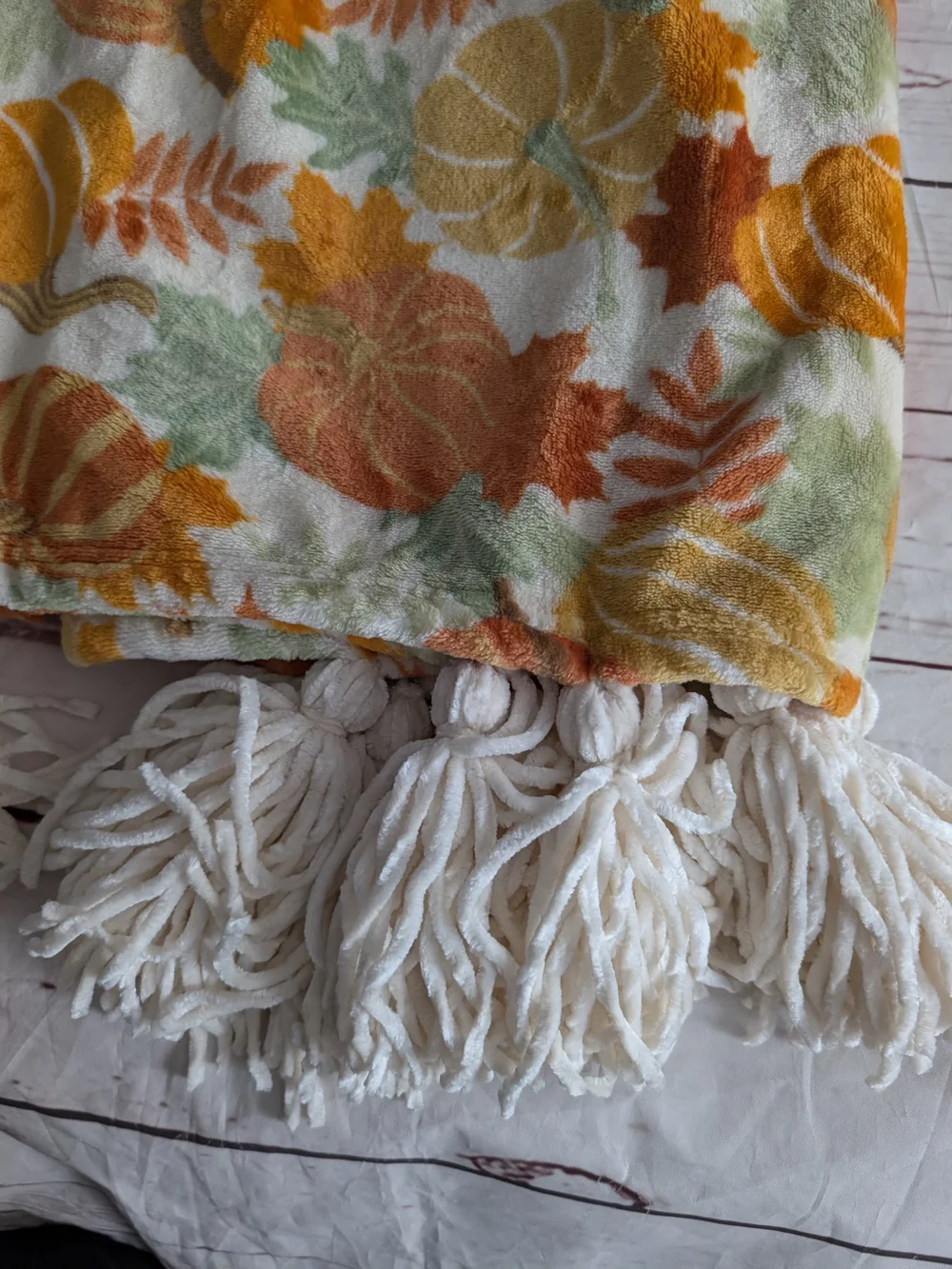 Grateful Fall Pumpkin Tassel Throw Blanket - Orange, Green, Cream